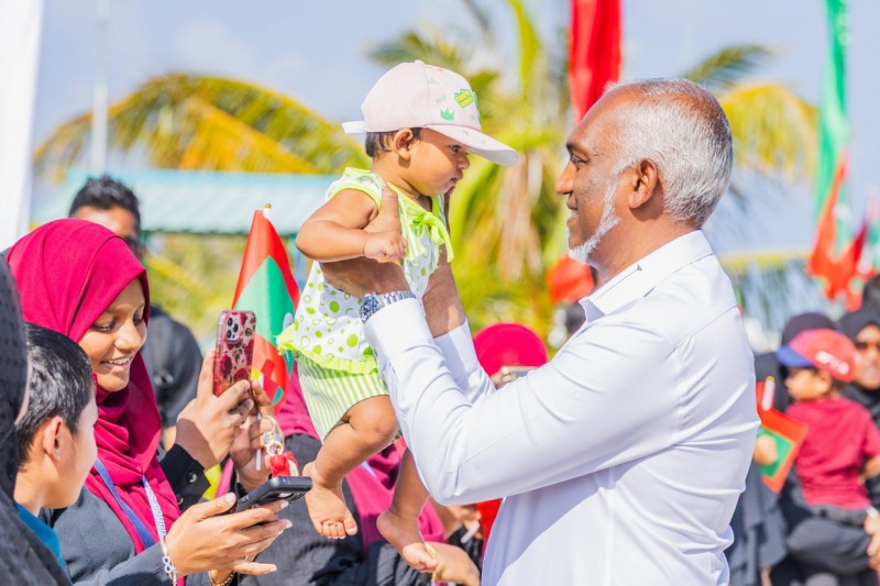 އަންހެންކުދިން ކުރިއަރުވައި، ލީޑަރުންނަށް ހަދަން ބޭނުންވާ ފުރުސަތުތައް ފަހިކޮށްދޭނަން: ރައީސް