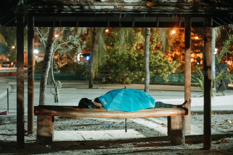 އަމިއްލަ އާއިލާއަށް ބިރު ދެއްކުމުގެ ތުހުމަތުކުރުމުން ބުނީ، އެއީ ގޭމެއް ކުޅެނިކޮށް ދިމާވި ބަޔަކު ކުރި ކަމެއް ކަމަށް