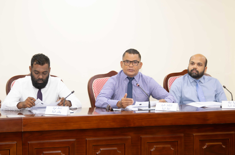އަބުޗާ ދޫކޮށްލި މައްސަލާގައި ޕެރޯލް ބޯޑު މަޖިލީހަށް ހާޒިރުކުރަނީ