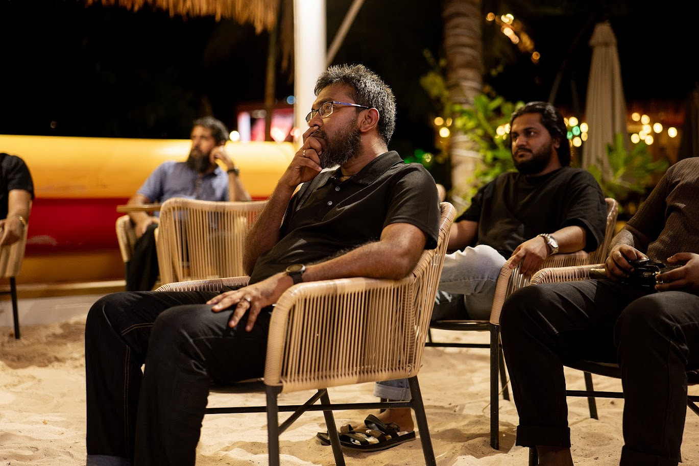 އޮއެފަރުން، އާއިލީ ޗުއްޓީއަކަށް ވިއެޓްނާމް އައު މަންޒިލެއްގެ ގޮތުގައި ތައާރަފުކޮށްފި