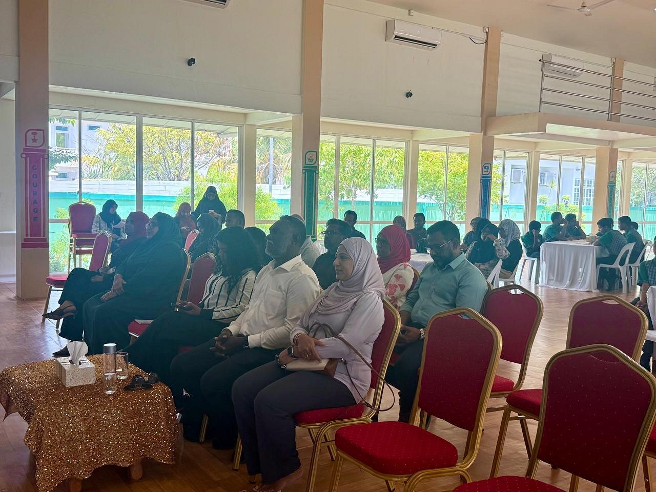 ދަނޑުވެރިކަމަށް އޮތް ގޮންޖެހުންތަކާއި، ހައްލުތަކާ ގުޅޭ ގޮތުން މަޝްވަރާކުރުމަށް މީދޫގައި ފޯރަމެއް