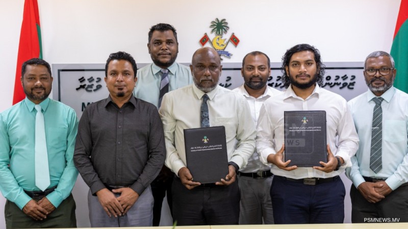 މަގޫދޫއާއި ފެރިދޫގައި ފުޓުބޯޅަ ދަނޑު ތަރައްޤީކުރަން ބަދަހި އިންވެސްޓްމަންޓަށް