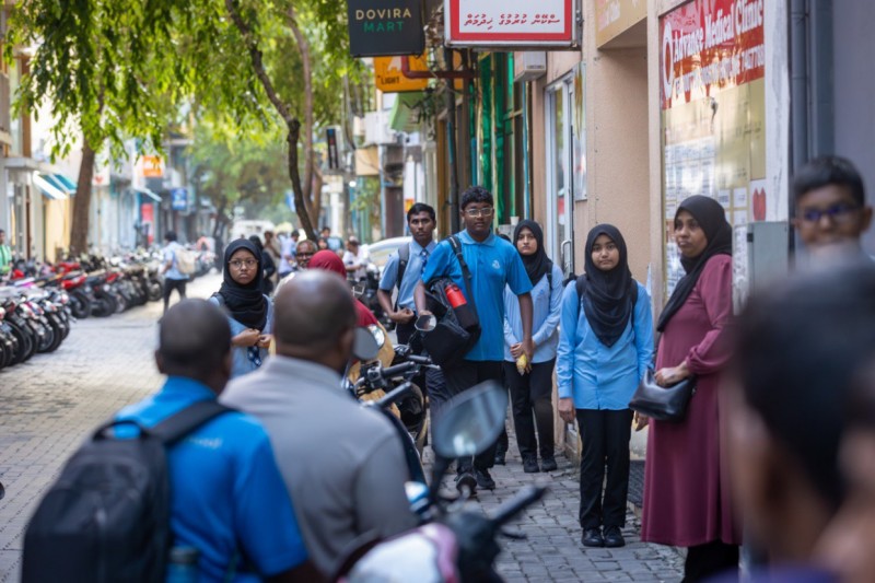 ކިޔެވުން ފެށޭ ގަޑިއާއި ނިމޭ ގަޑީގައި ސްކޫލުތައް ކައިރީ ބަރު އުޅަނދު ދުއްވުން މަނާކޮށްފި