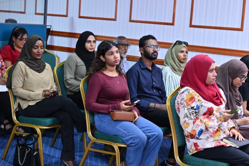 ނޫސްވެރިންނަށް އަމާޒުކޮށް ދެމުންދާ އިންޒާރު ބަލައިނުގަނެވޭނެ ކަމަށް ބުނެ، ޒާތީނުވާން އެމްއެމްބީސީން އެދިއްޖެ